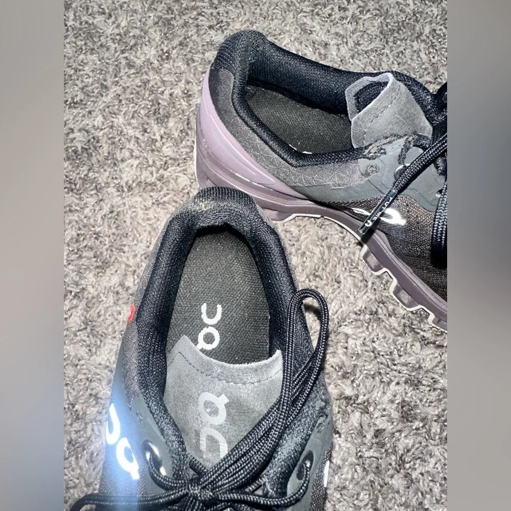 Women’s OnCloud Cloudventure Running Shoe Size W6 - Picture 5 of 15